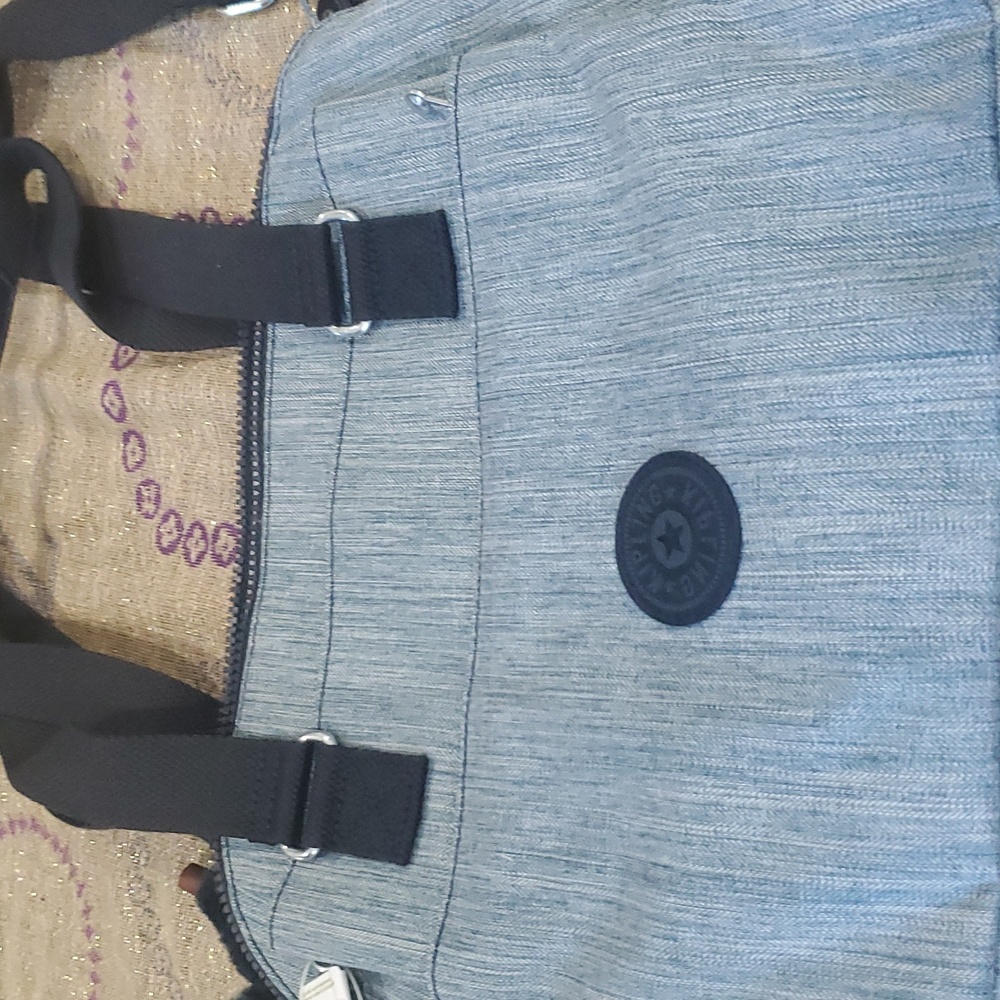 Kipling women's crossbody.